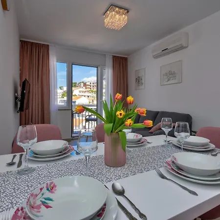 Luxury 2min From Appartement