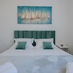 Luxury 2min From Apartamento Makarska