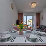 Luxury 2min From Apartamento Makarska