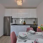 Apartamento Luxury 2min From Makarska