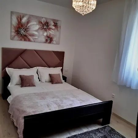 Luxury 2min From Lägenhet