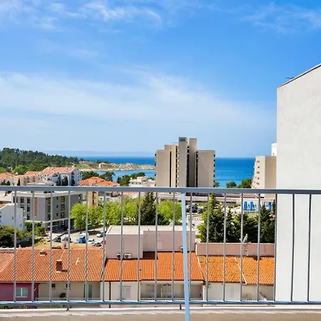 Апартаменты Luxury 2min From