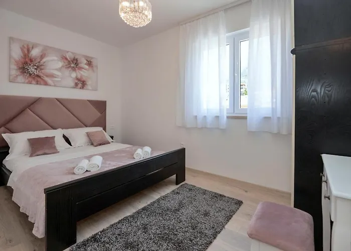 Luxury 2min From Апартаменты